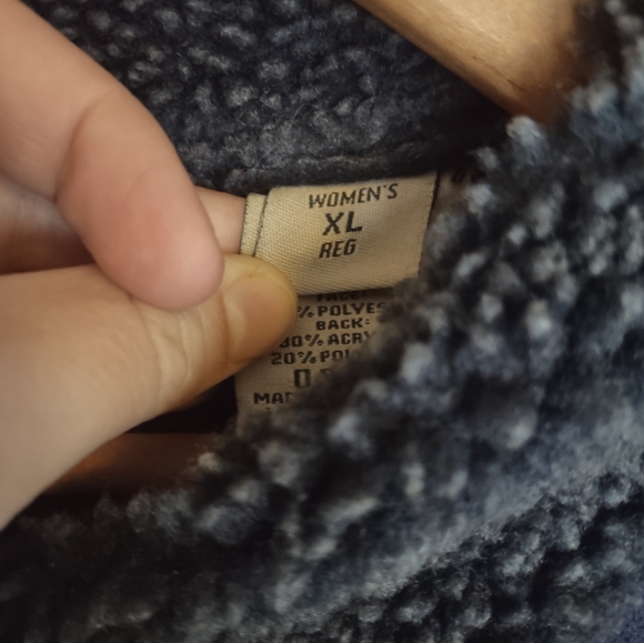 L.L. Bean 70s Style Faux Shearling Sherpa Coat | Navy, Button, Lambskin, Suede - Picture 14 of 14